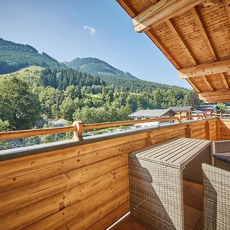 Appartements Haus Alexander ซาลบาคฮินเทอร์เกลมม์ ภายนอก รูปภาพ