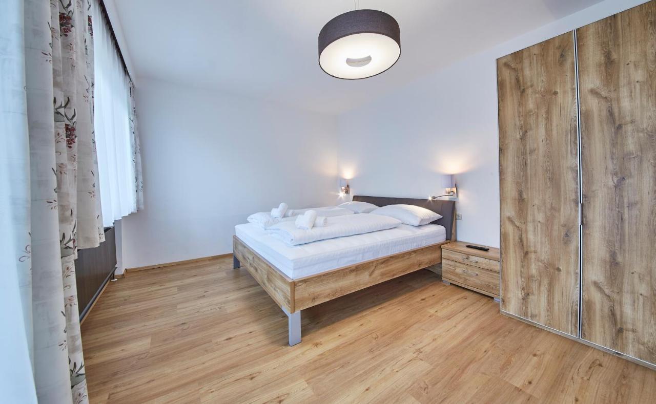 Appartements Haus Alexander ซาลบาคฮินเทอร์เกลมม์ ภายนอก รูปภาพ